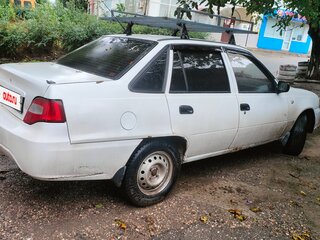 2010 Daewoo Nexia I Рестайлинг, белый, 200000 рублей, вид 4