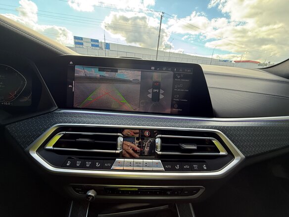 2020 BMW X5 30d IV (G05/G18), чёрный, 7990000 рублей - вид 12