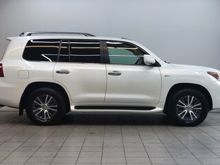2009 Lexus LX 570 III, белый, 3200000 рублей, вид 4