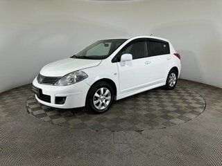 2010 Nissan Tiida I Рестайлинг, белый, 780000 рублей, вид 1