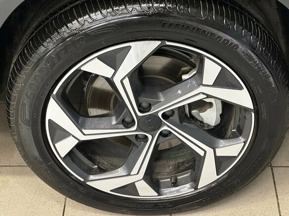 2025 Geely Atlas II, голубой, 3299000 рублей - вид 18