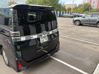 2020 Toyota Voxy III (R80) Рестайлинг, синий, 2710000 рублей, вид 5