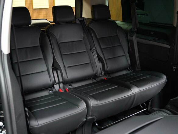 2026 Opel Zafira Life XL I Рестайлинг, чёрный, 6581660 рублей - вид 17