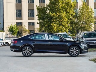 2026 Skoda Superb III Рестайлинг, чёрный, 2780070 рублей, вид 5