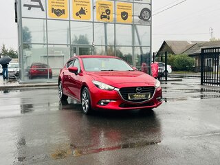2018 Mazda Axela III Рестайлинг, красный, 1599999 рублей, вид 4