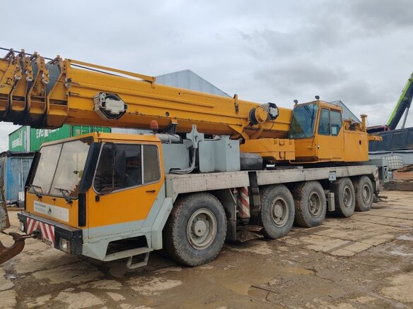 1996 Liebherr LTM краны с телескопической стрелой, жёлтый, 7300000 рублей - вид 1