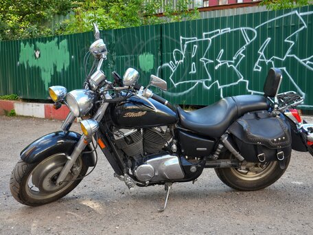 2005 Honda VT 1100, чёрный, 450000 рублей, вид 2