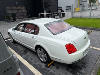 2006 Bentley Continental Flying Spur, белый, 2600000 рублей, вид 4