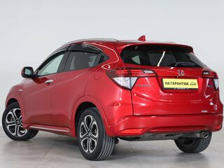 2017 Honda Vezel I, красный, 1679000 рублей, вид 4