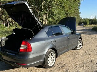 2012 Skoda Octavia II (A5) Рестайлинг, серый, 995000 рублей, вид 2