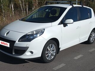 2011 Renault Scenic III, белый, 1050000 рублей, вид 2