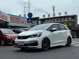 2024 Honda Fit Crosstar IV Рестайлинг, белый, 1500000 рублей, вид 1