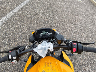 2025 Triumph Street Triple, жёлтый, 1200000 рублей, вид 4