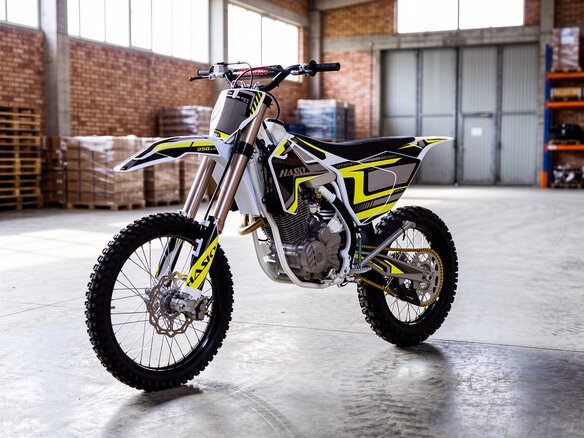 2026 Hasky XR 250, чёрный, 119000 рублей
