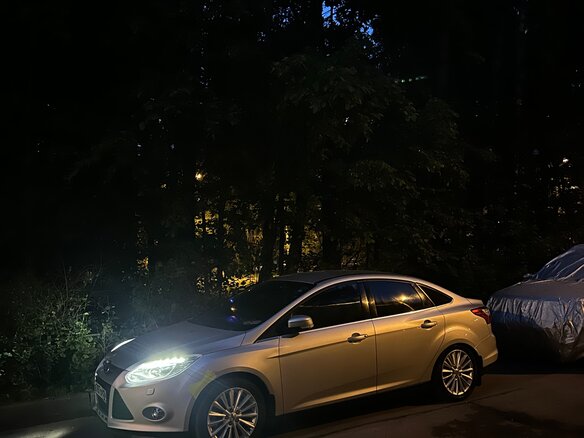 2011 Ford Focus III, серебристый, 950000 рублей - вид 8