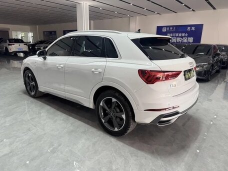 2023 Audi Q3 35 TFSI II (F3), белый, 2300000 рублей, вид 4