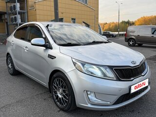 2012 Kia Rio 4-speed III, серый, 900000 рублей, вид 3