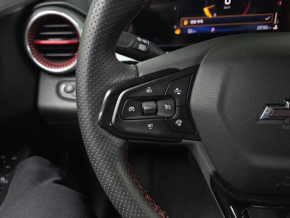 2023 Chevrolet Trax II, белый, 1600000 рублей - вид 13