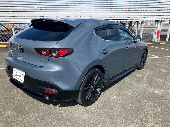 2022 Mazda 3 IV (BP), серый, 1380000 рублей - вид 5
