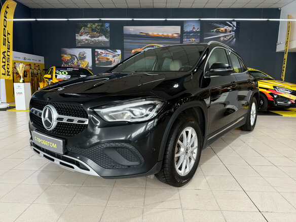 2020 Mercedes-Benz GLA 200 II (H247), чёрный