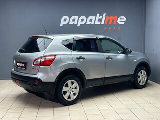 2011 Nissan Qashqai I Рестайлинг, серебристый, 799000 рублей, вид 3