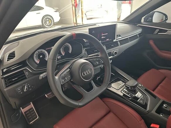 2025 Audi A4 40 TFSI V (B9) Рестайлинг, серый, 3382400 рублей - вид 5
