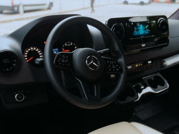 2021 Mercedes-Benz Sprinter, чёрный, 17500000 рублей - вид 13