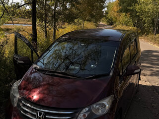 2010 Honda Freed I, красный, 750000 рублей, вид 1