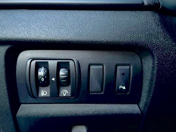 2015 Renault Fluence I Рестайлинг, белый, 1150000 рублей - вид 13