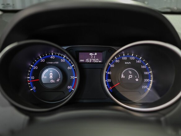 2014 Hyundai ix35 I Рестайлинг, коричневый, 1499000 рублей - вид 13
