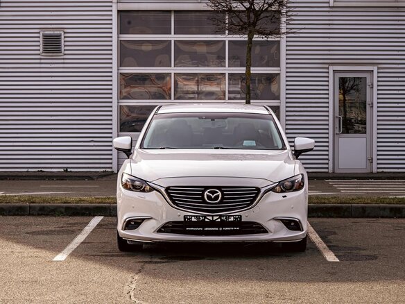 2017 Mazda 6 III (GJ) Рестайлинг, белый, 1545000 рублей - вид 1