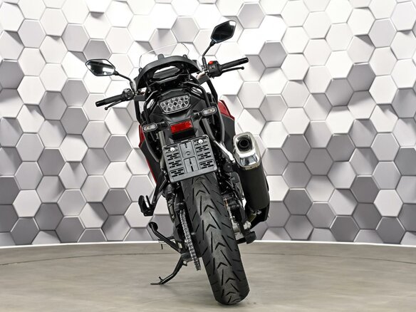 2025 Suzuki V-Strom 800DE, красный, 1277000 рублей - вид 5
