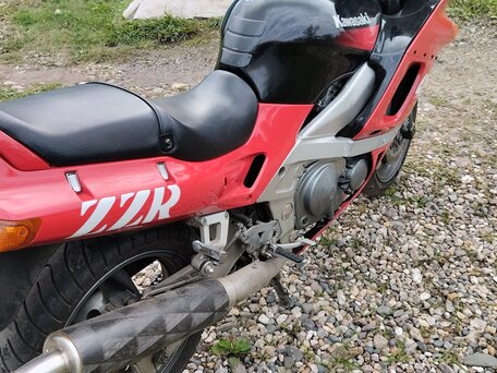 2000 Kawasaki ZZR 400, красный, 170000 рублей, вид 4