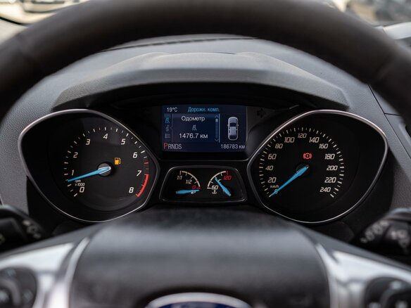 2013 Ford Kuga II, белый, 1299000 рублей - вид 12