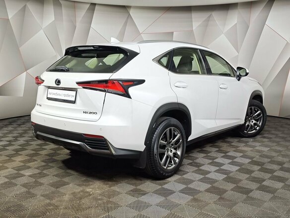 2018 Lexus NX 200 I Рестайлинг, белый - вид 1