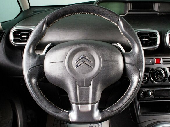 2012 Citroen C3 Picasso I, белый - вид 9