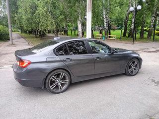 2014 BMW 3 серии 316i VI (F3x), серый, 1340000 рублей, вид 4