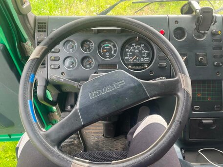 1992 DAF XF 95, зелёный, 1195000 рублей, вид 4