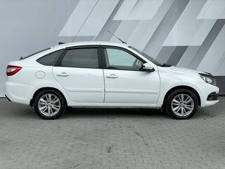 2019 Lada (ВАЗ) Granta I Рестайлинг, белый, 565000 рублей, вид 4