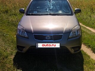 2011 Kia Rio II Рестайлинг, серебристый, 500000 рублей, вид 2