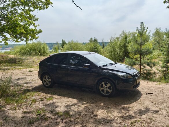 2009 Ford Focus II Рестайлинг, чёрный - вид 4