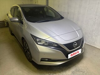 2019 Nissan Leaf II (ZE1), серебристый, 2420000 рублей, вид 3