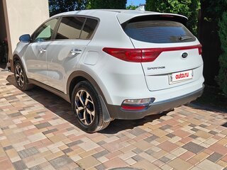 2018 Kia Sportage IV, белый, 2320000 рублей, вид 5