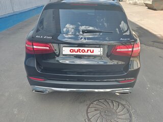 2016 Mercedes-Benz GLC 250 I (X253), чёрный, 2600000 рублей, вид 4