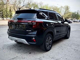 2023 Kia Seltos I Рестайлинг, чёрный, 1680000 рублей, вид 5