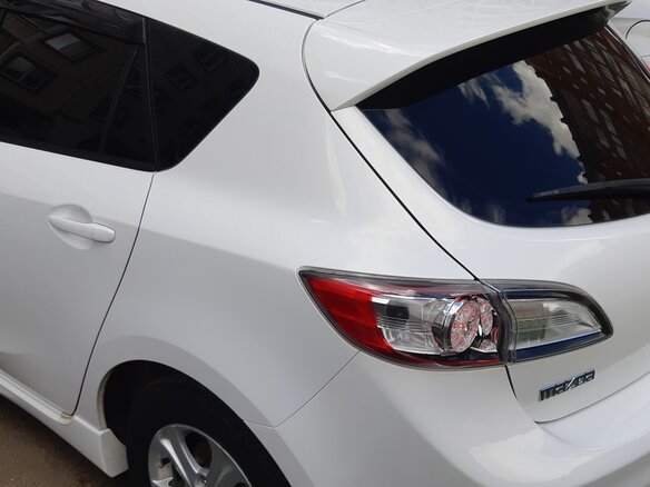 2010 Mazda Axela II, белый, 960000 рублей - вид 12