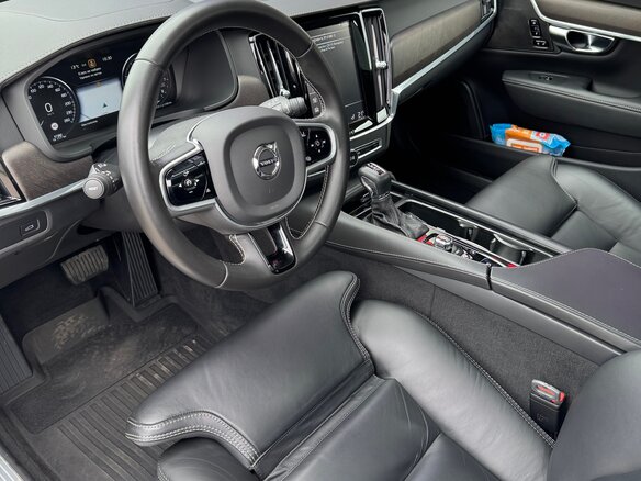2019 Volvo V90 Cross Country I, чёрный, 4300000 рублей - вид 17