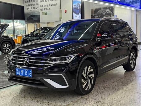 2023 Volkswagen Tiguan L II Рестайлинг (China Market), чёрный, 2748000 рублей, вид 2