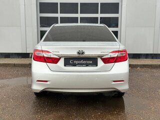 2013 Toyota Camry VII (XV50), серебристый, 1417000 рублей, вид 4