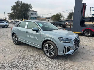 2026 Audi Q2 L 35 TFSI I Рестайлинг, серый, 3300000 рублей, вид 4